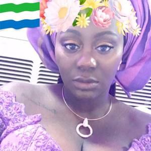 Meet your Posher, Zainab